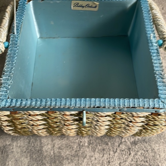 Mid-century Belding Corticelli Sewing Box - Made in Japan - Picture 7 of 12